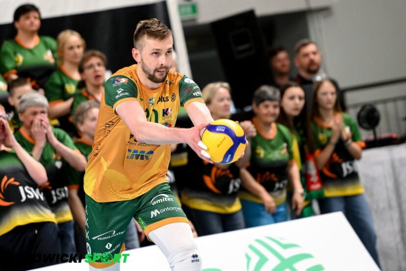 Siatkarze Aluron CMC Warty Zawiercie pokonali Energa Trefl Gdańsk w meczu o trzecie miejsce turnieju w Twardogórze.