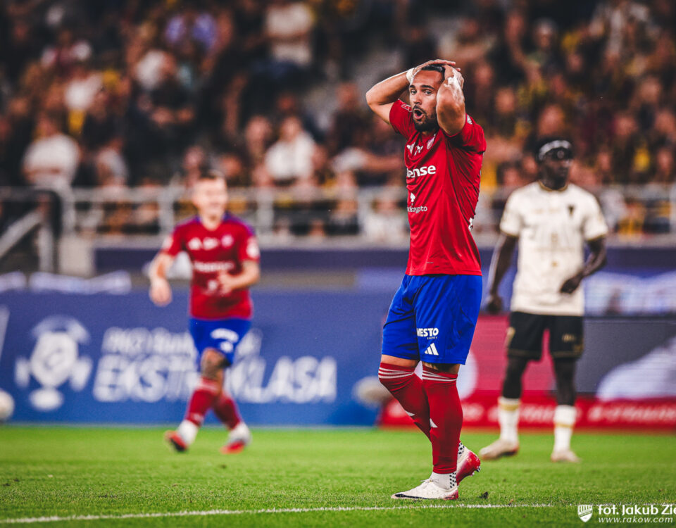 Raków Częstochowa przegrał kolejny mecz w PKO Ekstraklasie. Tym razem lepsza okazała się Pogoń Szczecin.