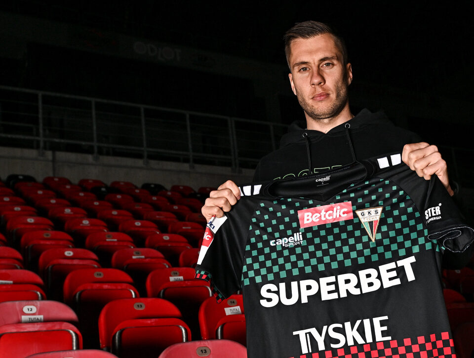 Igor Łasicki został nowym piłkarzem GKS-u Tychy. Ma nie być ostatnim piłkarzem, który pojedzie do Tychów z Krakowa.